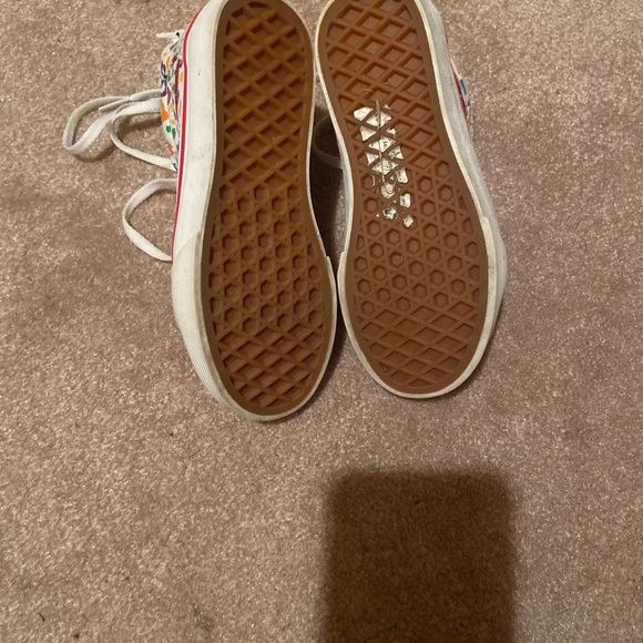 Vans - Picture 3 of 3